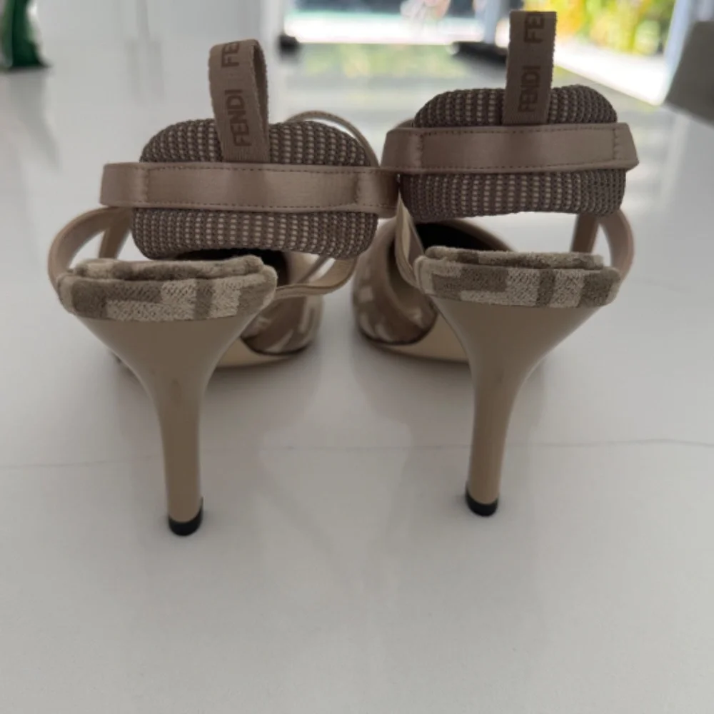 FENDI Colibri Lite 55mm Monogram Pumps Heels Shoes - Picture 4 of 11